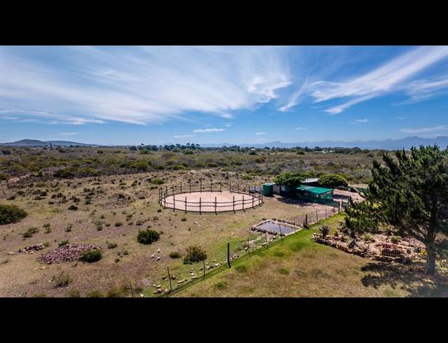 FARM FOR SALE IN AALWYNDAL